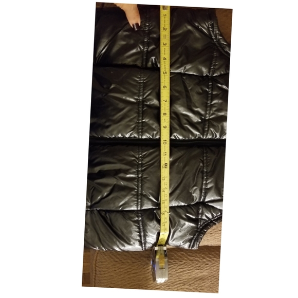 Vera Wang Princess vest - Picture 6 of 8